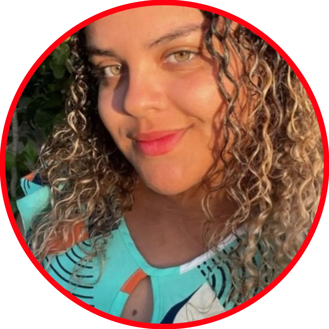 <b>Rayane Mikaelle</b>