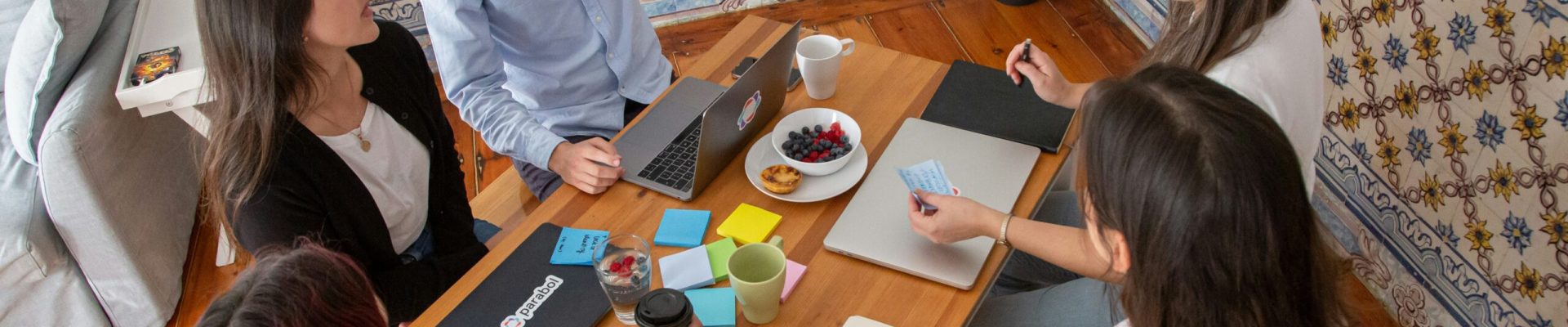 parabol-the-agile-meeting-tool-XklL9zyYa6Y-unsplash